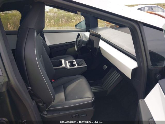 7G2CEHED2RA006142 Tesla Cybertruck All-wheel Drive