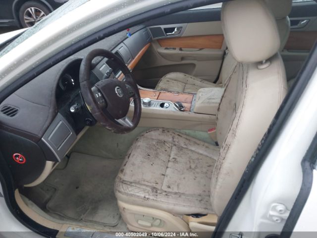 2010 JAGUAR XF SAJWA0FA7AHR58600 Photo 5