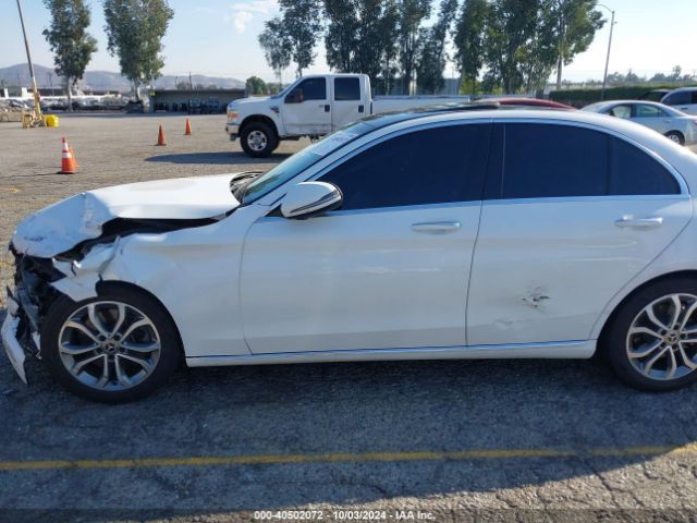 55SWF4JB8JU259515 Mercedes-Benz C 300