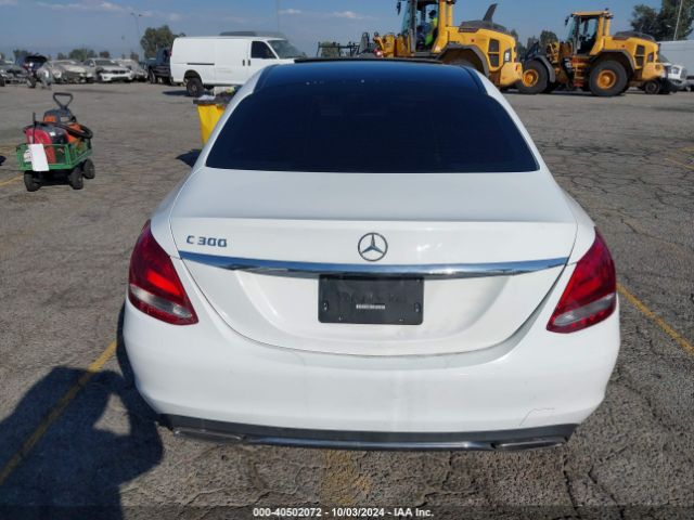 55SWF4JB8JU259515 Mercedes-Benz C 300