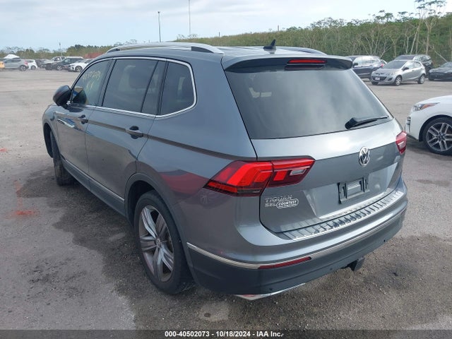 3VV3B7AX1LM074218 Volkswagen Tiguan 2.0t Se/2.0t Se R-line Black/2.0t Sel