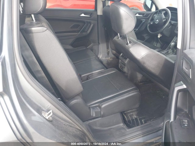 3VV3B7AX1LM074218 Volkswagen Tiguan 2.0t Se/2.0t Se R-line Black/2.0t Sel