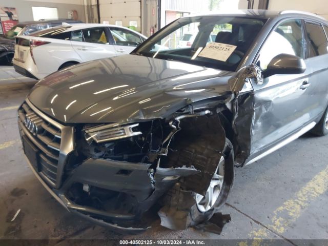 WA1ANAFY8J2220771 Audi Q5 2.0t Premium/2.0t Tech Premium