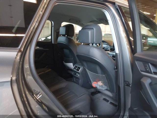 WA1ANAFY8J2220771 Audi Q5 2.0t Premium/2.0t Tech Premium