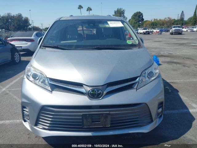 5TDYZ3DC4KS006690 Toyota Sienna Xle 8 Passenger
