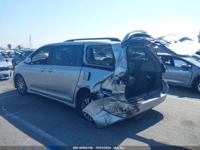 5TDYZ3DC4KS006690 Toyota Sienna Xle 8 Passenger