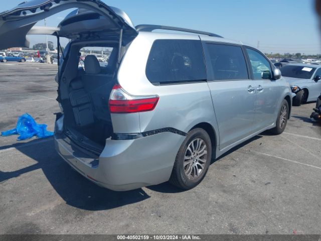 5TDYZ3DC4KS006690 Toyota Sienna Xle 8 Passenger