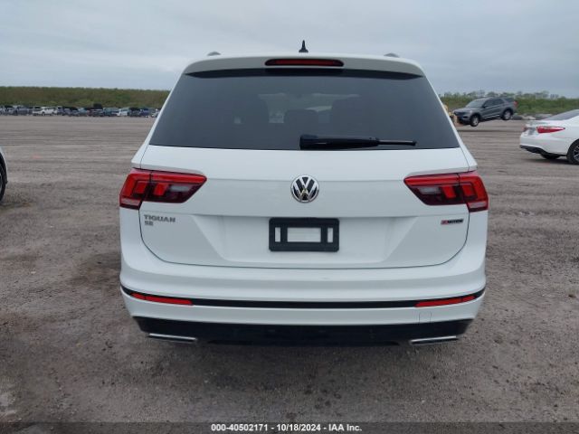 3VV2B7AX5MM111901 Volkswagen Tiguan 2.0t Se/2.0t Se R-line Black/2.0t Sel