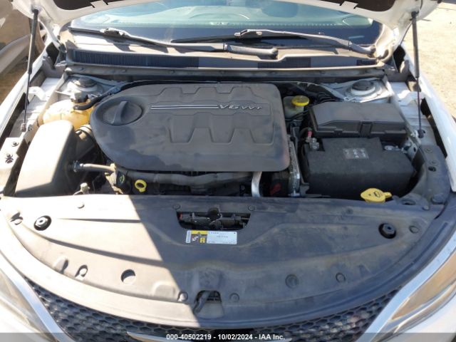 1C3CCCCG0FN573334 Chrysler 200 C