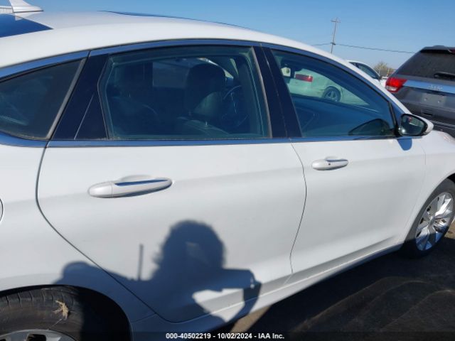 1C3CCCCG0FN573334 Chrysler 200 C