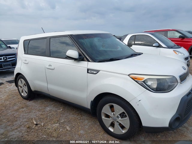 KIA Soul 2015 KNDJN2A26F7797582 Image 13