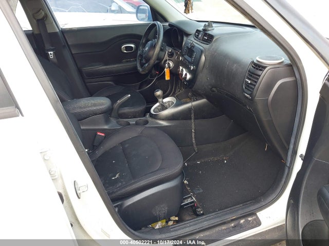 KIA Soul 2015 KNDJN2A26F7797582 Image 5