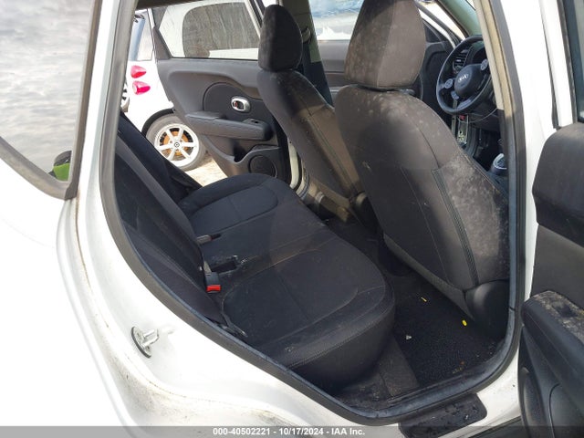 KIA Soul 2015 KNDJN2A26F7797582 Image 8