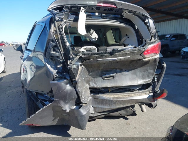 2C4RC1DG4LR164423 Chrysler Voyager Lxi