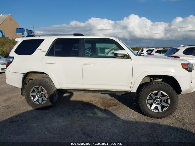 Toyota 4runner Trd Off Road 2018 JTEBU5JR3J5560876 Image 14