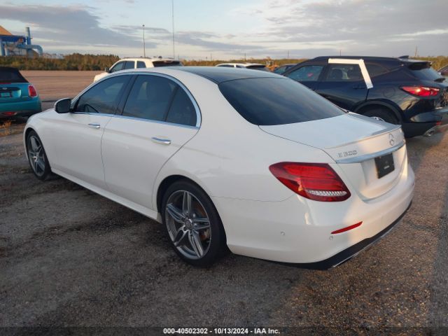 WDDZF4KB5HA201237 Mercedes-Benz E 300 4matic
