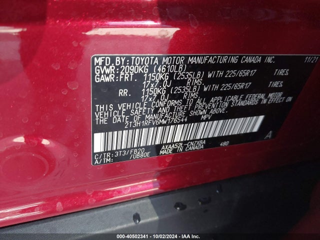 2T3H1RFV6MW176544 Toyota RAV4 LE