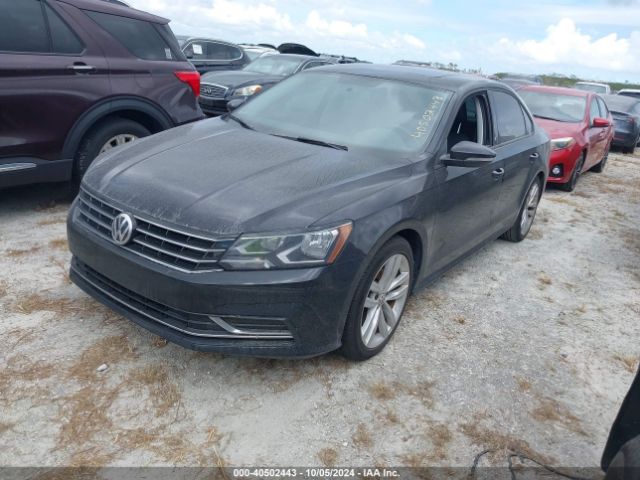 1VWLA7A30KC012496 Volkswagen Passat 2.0t Wolfsburg Edition