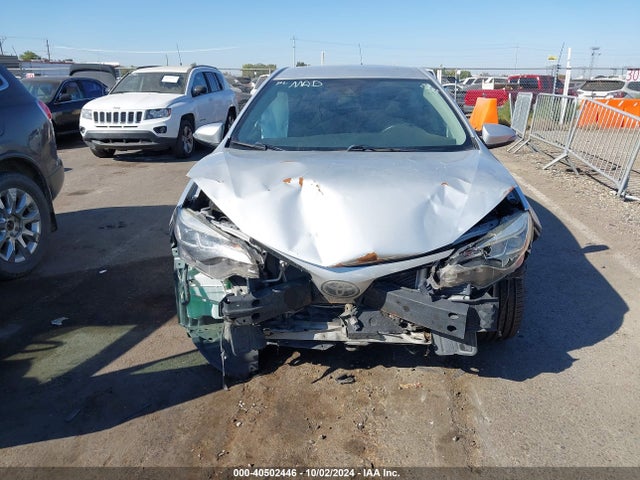 Toyota COROLLA SE 2017 5YFBURHE1HP670854 Image 12