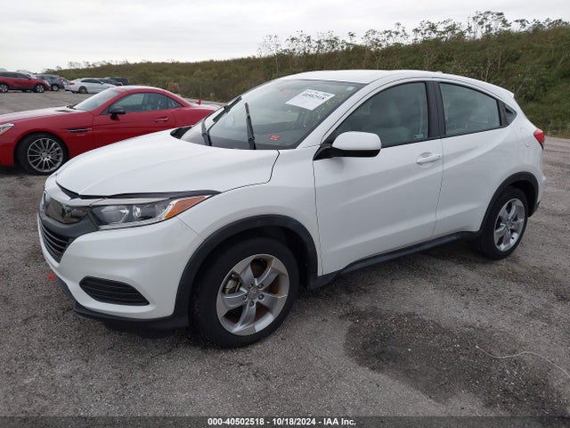 Honda HR-V LX 2019 3CZRU5H34KM730690 Image 2