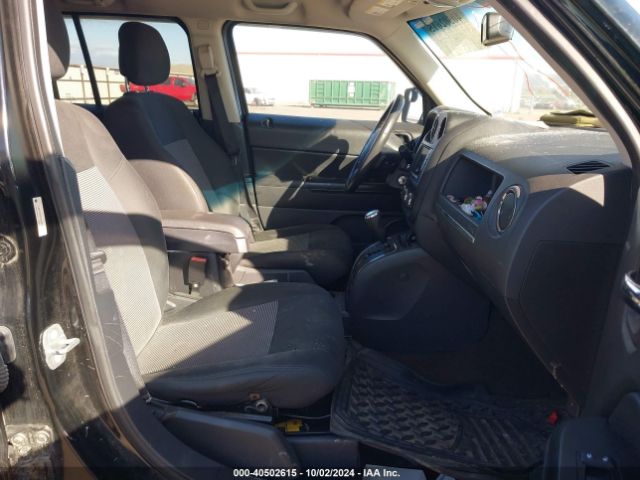 1C4NJRFB8ED810833 Jeep Patriot Latitude