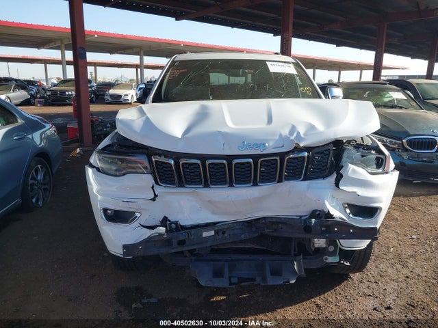 1C4RJEBG2HC795106 Jeep Grand Cherokee Limited 4x2