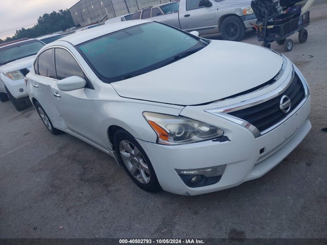 Nissan Altima 2.5 S 2015 1N4AL3AP5FC134265 Image 1