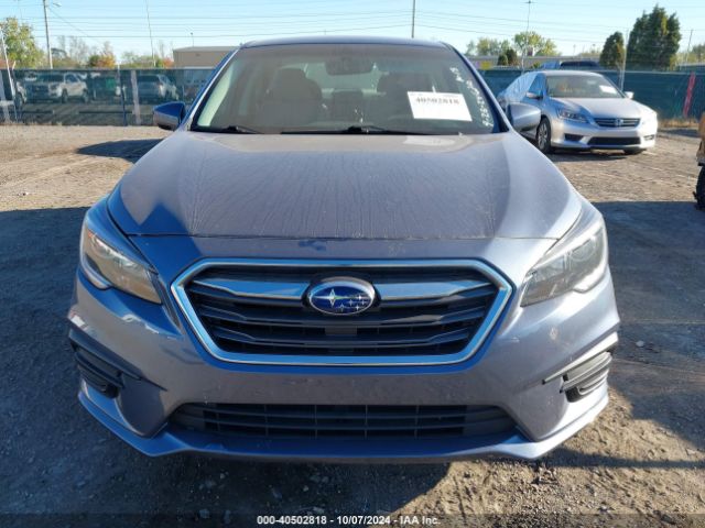 4S3BNAC63J3005421 Subaru Legacy 2.5i Premium