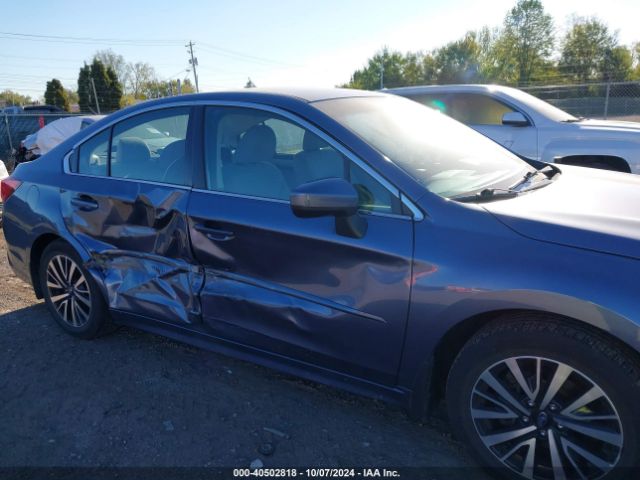 4S3BNAC63J3005421 Subaru Legacy 2.5i Premium