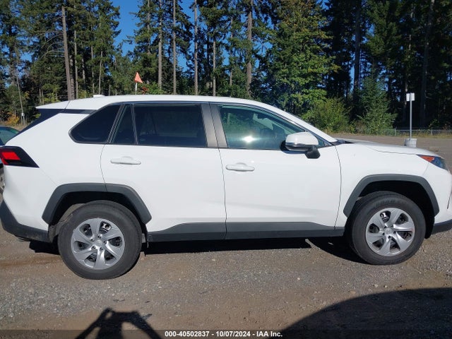 Toyota RAV4 LE 2022 2T3G1RFV8NC273632 Image 13