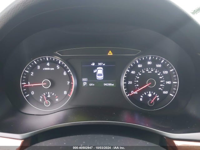 KNALC4J18K5172900 KIA Cadenza Technology