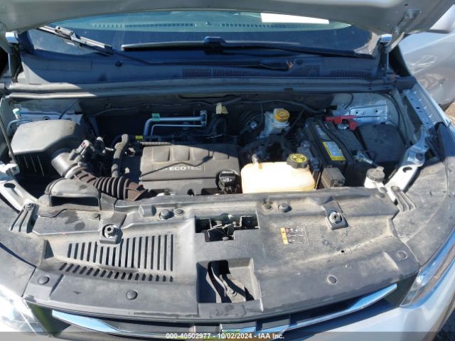 3GNCJNSB5KL171359 Chevrolet TRAX LS
