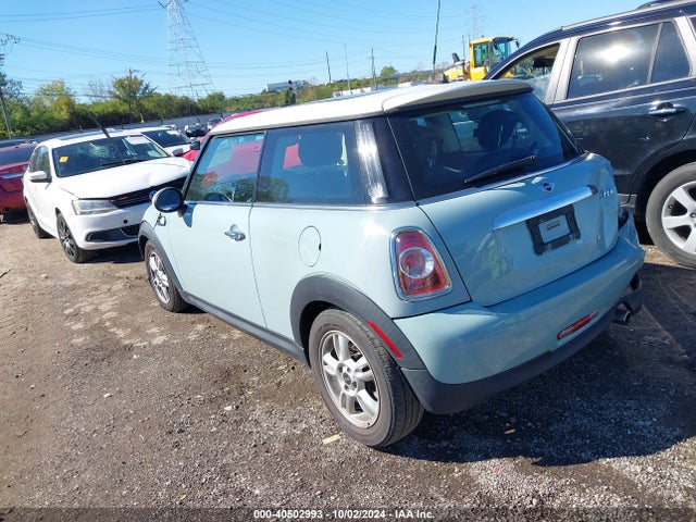 2012 MINI COOPER WMWSU3C54CT254042 Photo 2