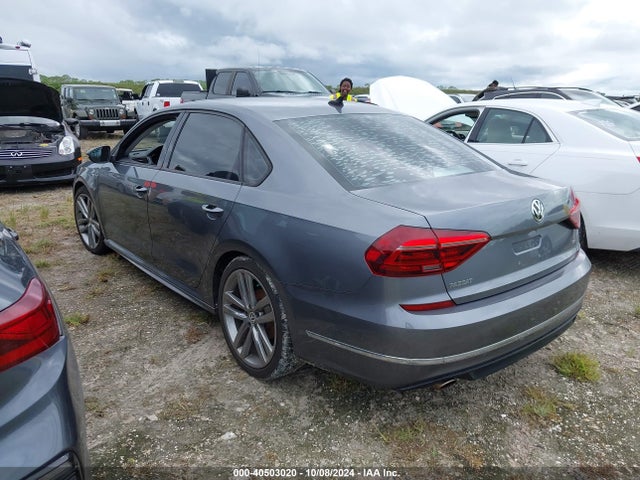 1VWAA7A33JC007136 Volkswagen Passat 2.0t R-line/2.0t S