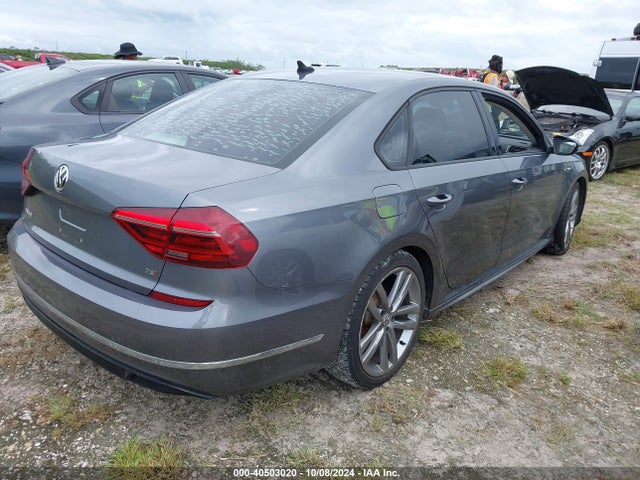 1VWAA7A33JC007136 Volkswagen Passat 2.0t R-line/2.0t S