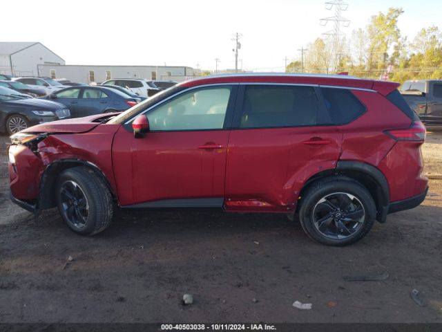 JN8BT3BB5RW174368 Nissan Rogue Sv Intelligent Awd