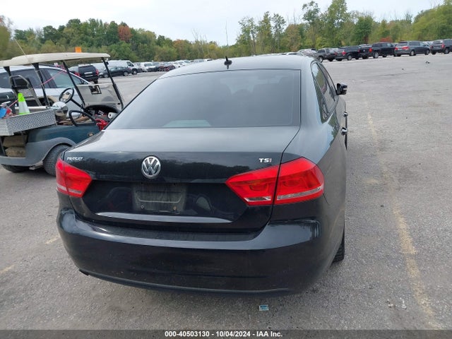40503130 :رقم المزاد ، 1VWAS7A32FC103215 vin ، 2015 Volkswagen Passat 1.8t S مزاد بيع