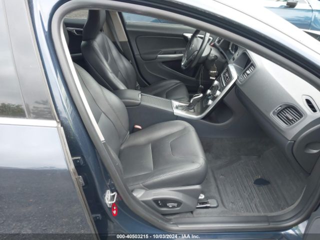 YV1612TK3F2362315 Volvo S60 T5 Premier