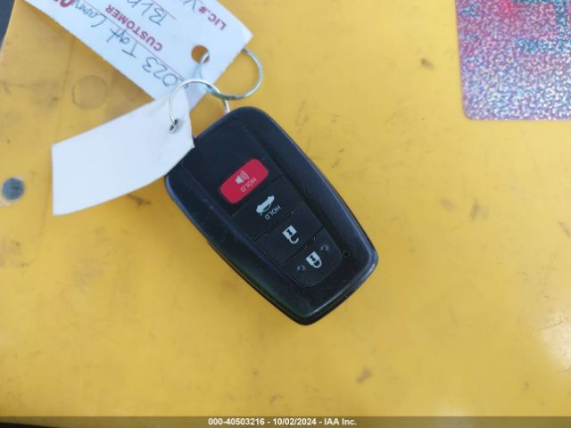 4T1T11AKXPU822562 Toyota CAMRY SE