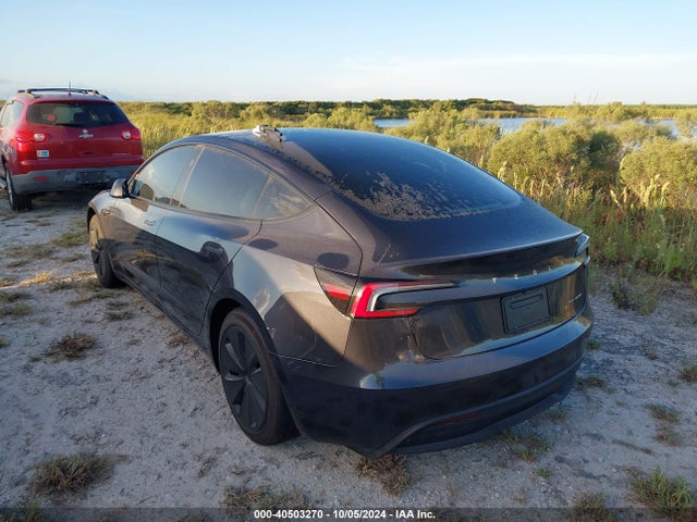 2024 TESLA MODEL 3 5YJ3E1EB9RF755581 Photo 2