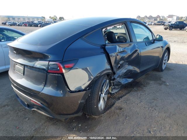 7SAYGDED1RF050277 Tesla Model Y Long Range Dual Motor All-wheel Drive