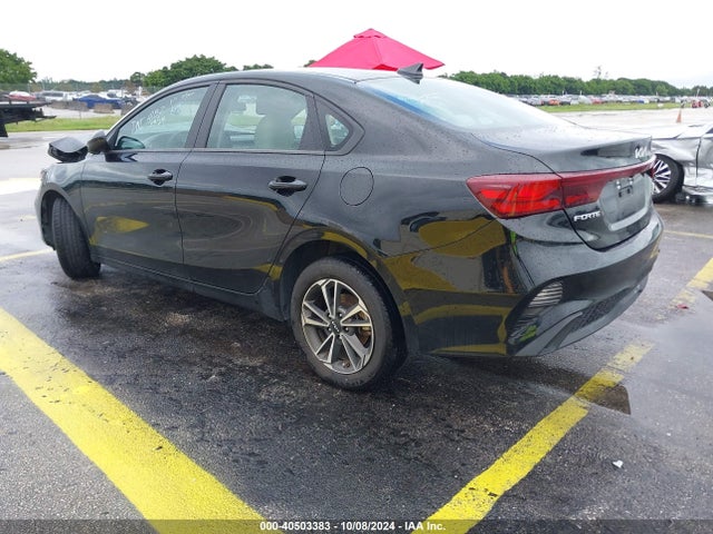 KIA Forte Lxs 2022 3KPF24AD4NE419044 Image 3