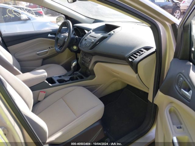 1FMCU0GD2JUB85345 Ford ESCAPE SE