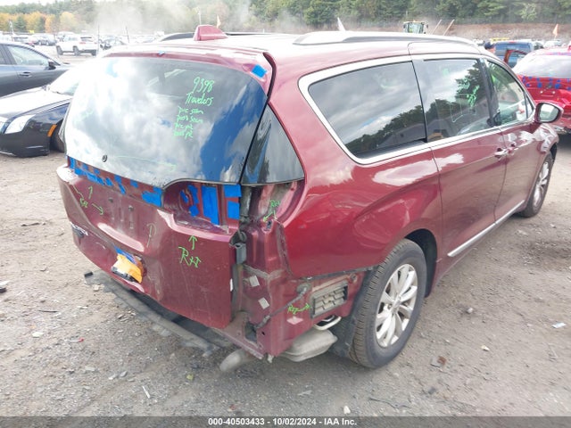 2C4RC1BG0JR280718 Chrysler Pacifica Touring L
