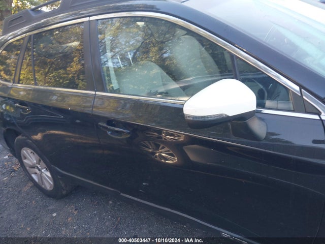 Subaru Outback 2.5i Premium 2018 4S4BSAHC9J3256477 Image 13