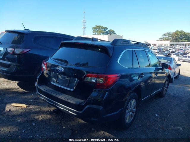 Subaru Outback 2.5i Premium 2018 4S4BSAHC9J3256477 Image 4