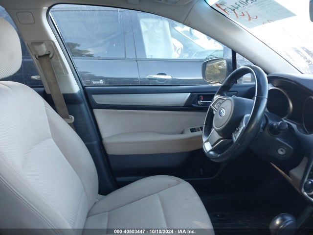 Subaru Outback 2.5i Premium 2018 4S4BSAHC9J3256477 Image 5