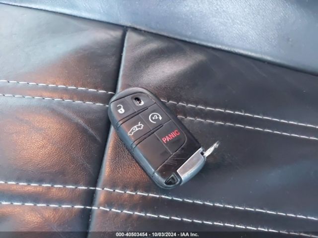 2C3CCABG7FH872687 Chrysler 300 300s