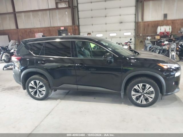 5N1AT3BB2MC676185 Nissan Rogue Sv Intelligent Awd