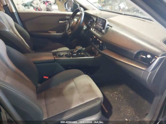 5N1AT3BB2MC676185 Nissan Rogue Sv Intelligent Awd